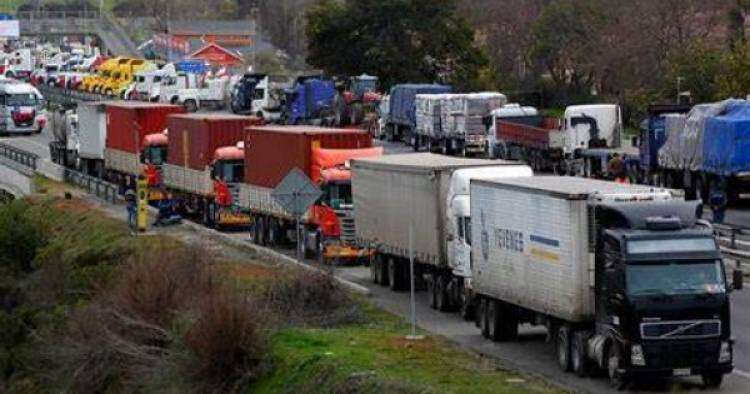 Paro de camioneros independientes: suben el flete para el transporte de granos
