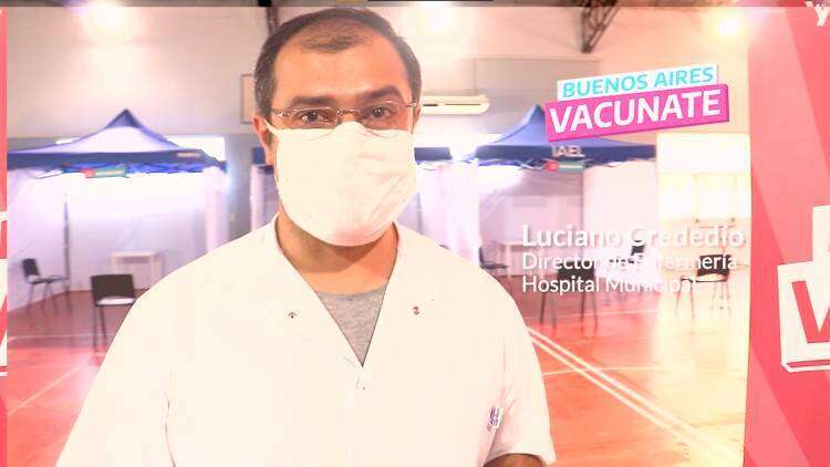 El Centro de vacunación se trasladó al Polideportivo Municipal