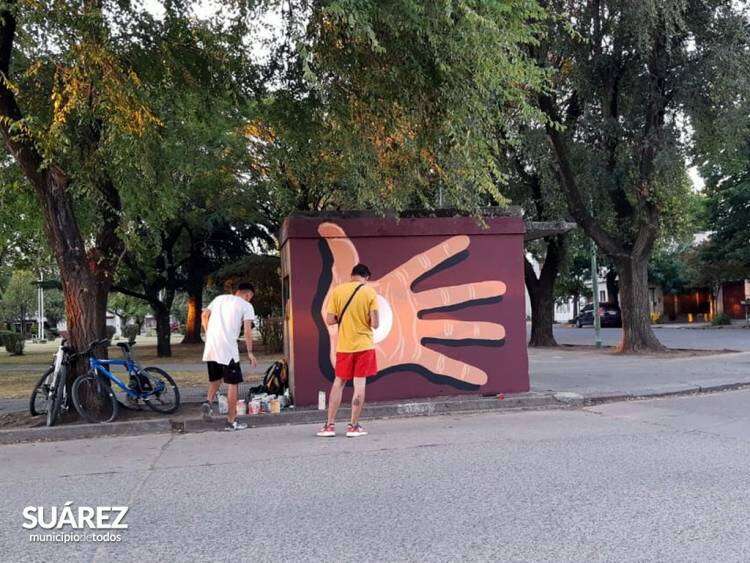 ARTE CALLEJERO: ESPECTACULAR MURAL DE NACHO DÍAZ