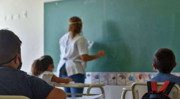 Provincia dice que el 80% ya puede ir a las aulas