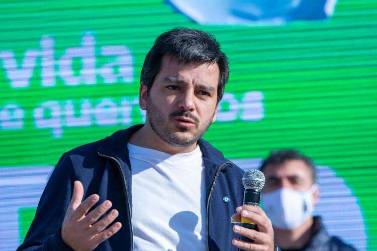 Flavio Diez presentó la lista 10: “Estamos muy felices de haber superado todos los obstáculos. Este hecho histórico fortalece la democracia en Suárez”. 