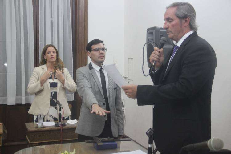 Los concejales electos tomaron juramento en el HCD