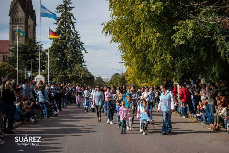 La comunidad de San José se sumó al tradicional desfile de Kerb 