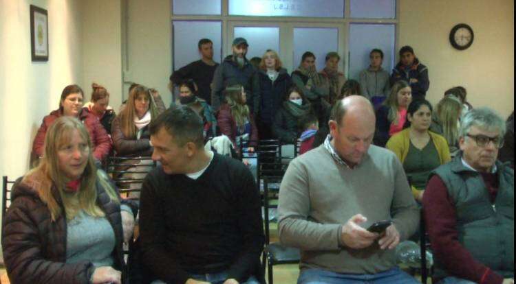 Se realizó el sorteo de las becas por cada pueblo alemán