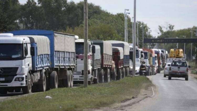 ¿Están preparados los motores argentinos para usar más biocombustibles? El debate que encendió la falta de gasoil