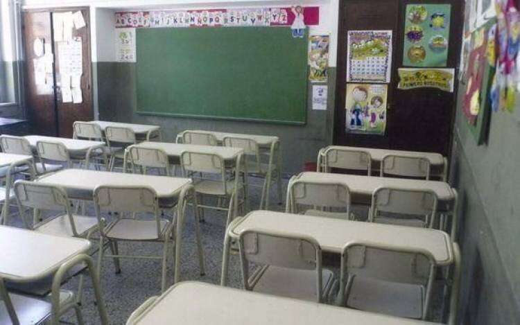 Primer paro docente del año contra una condena y que adhiere Suteba