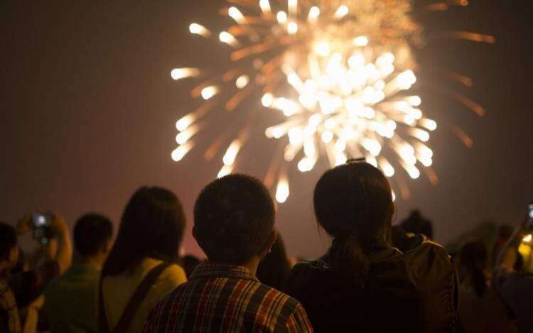 Los fuegos artificiales, prohibidos en la Provincia