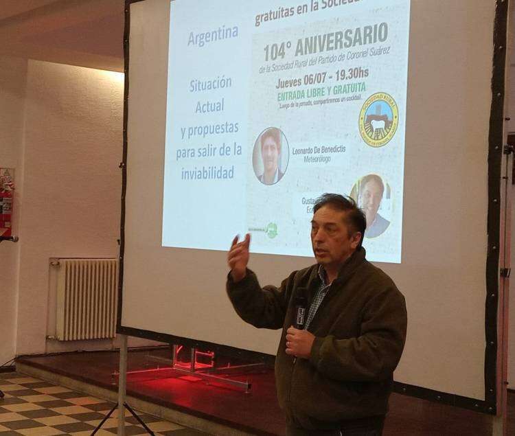 De Benedictis y Lazzari disertaron en la Sociedad Rural de Coronel Suárez con una gran asistencia