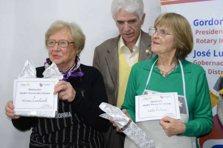 Karina Steinbach asumió un nuevo mandato como presidente de Rotary Las Colonias