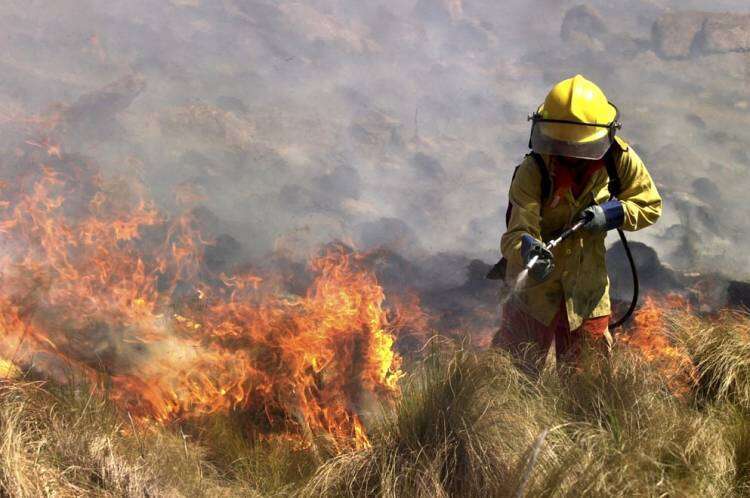 Incendios rurales: la Nación asegura que en la zona el peligro es muy alto