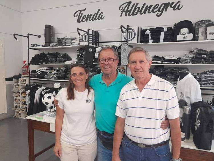 El Centro Blanco y Negro entregó los premios del Sorteo Final de su Bono "La Millonaria del Decano" en su 10º Edición