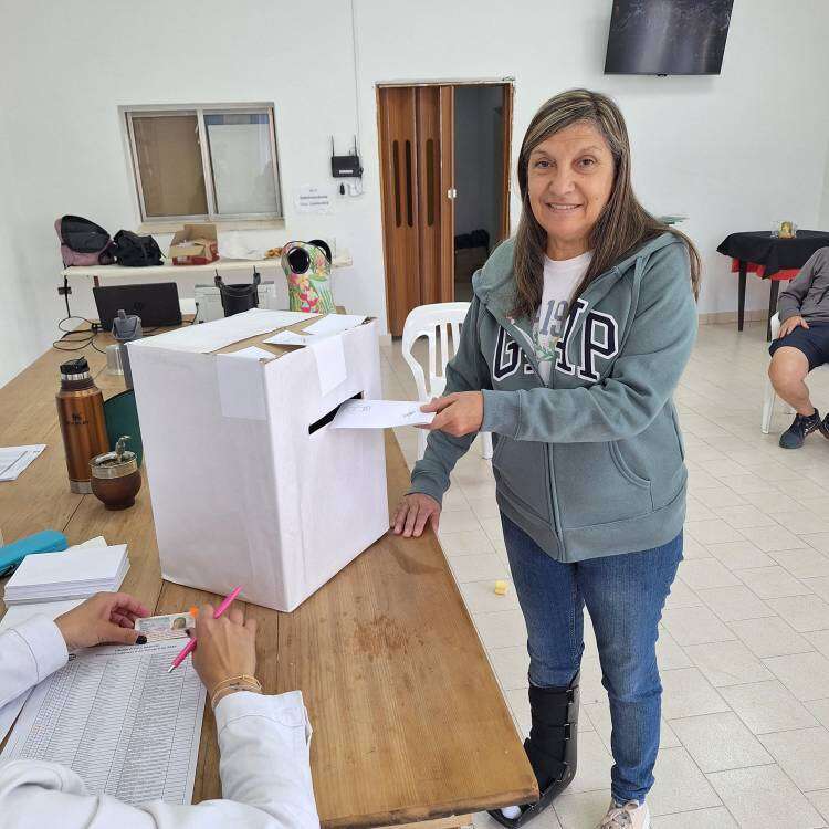 Interna de la UCR: En Suárez se impuso la lista de Miguel Fernández