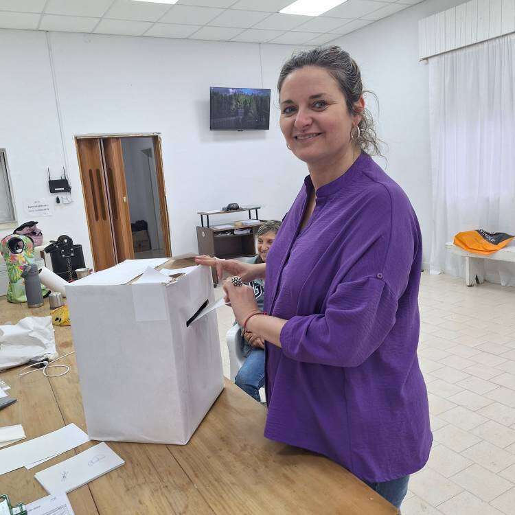 Interna de la UCR: En Suárez se impuso la lista de Miguel Fernández