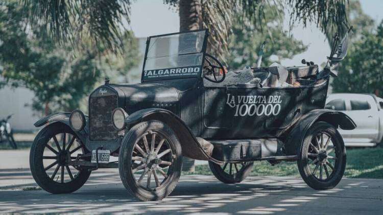 Un Ford T histórico llega hoy a Carhué en un raid que culminará en La Boca