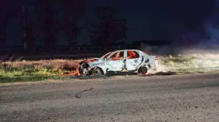 "La Cruz de Fuego" entre las rutas 72 y 51: en dos años, 18 autos incendiados