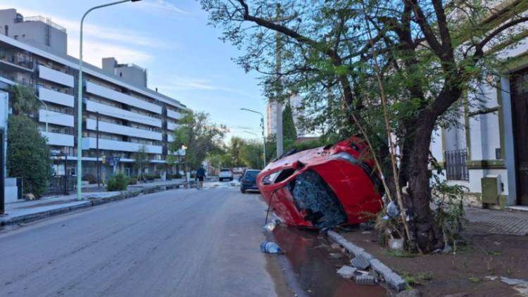 El día después de la catástrofe: Bahía volvió a amanecer destrozada