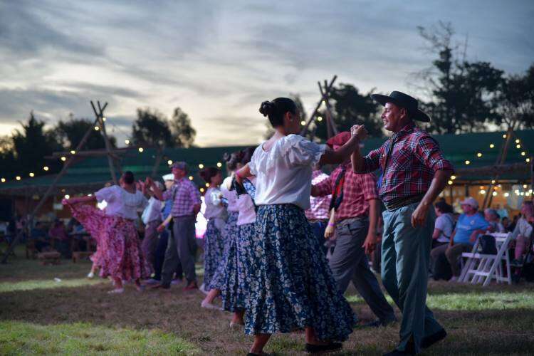 Carhué volvió a vibrar con la Fiesta del Pan