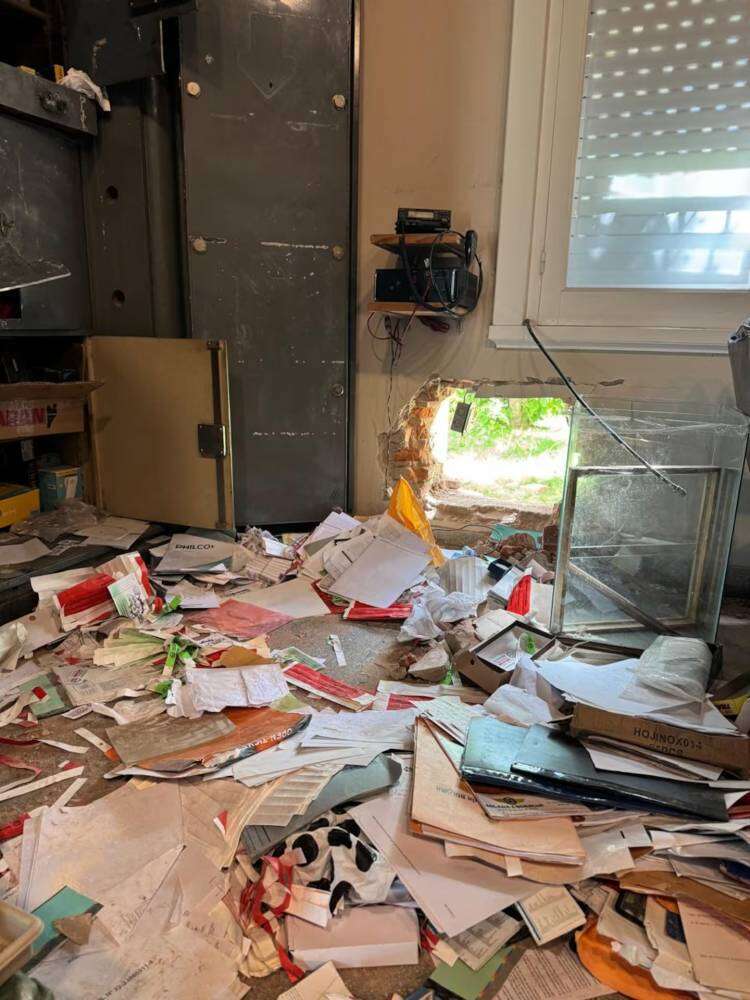 Robaron a una entidad del campo en el interior bonaerense: se llevaron más de $7 millones tras una jineteada