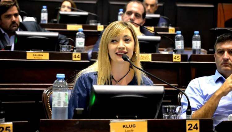 Polémica en la Legislatura bonaerense: proponen cobrar una tasa por el metano que emiten las vacas