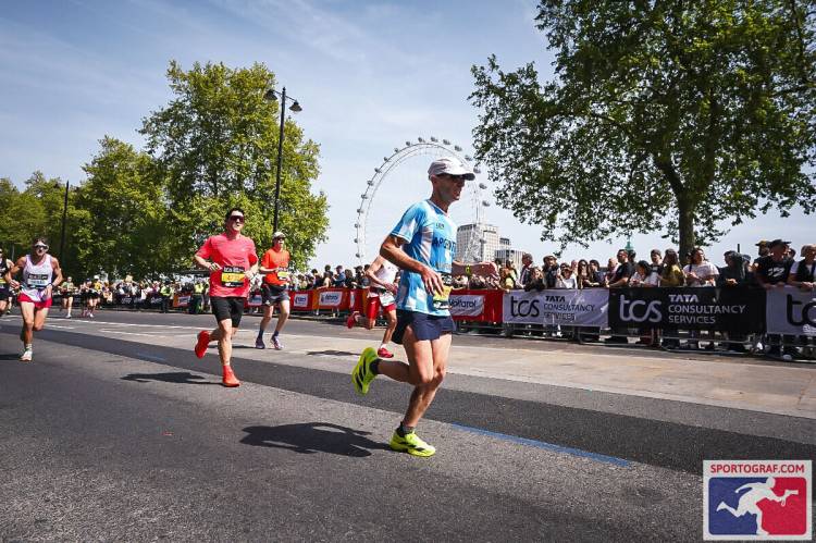 El suarense Santiago Bonaterre batió su marca personal en la maratón de Londres