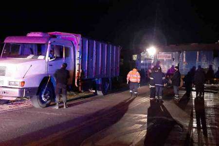 Camionero suarense embestido por un tren en El Guanaco