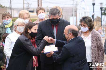 Kerb: Santa María distinguió a instituciones y vecinos de la comunidad