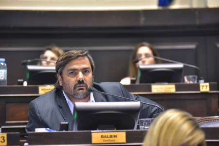 Desde la Legislatura piden que se eliminen las intervenciones al mercado del trigo
