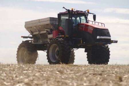 Case IH presentó una fertilizadora robot