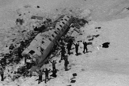 Tras la desesperación, el canibalismo: la impactante Tragedia de los Andes, hace 50 años