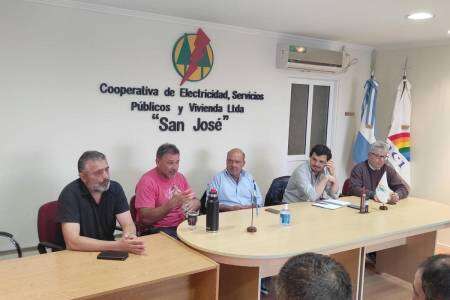 Moccero se reunió con las fuerzas vivas de los Pueblos Alemanes