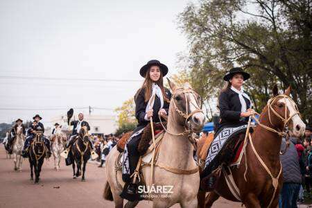 Villa Belgrano: Un desfile con fervor patriótico