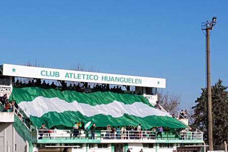 Simpatizantes del Club Atlético Huanguelén enviaron una nota a la Liga Regional por el arbitraje vs Peñarol de Guaminí