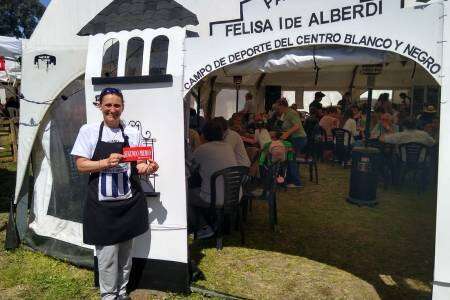 EXPO RURAL 2023: Centro Blanco y Negro llegó con foodtruck y carpa de comidas