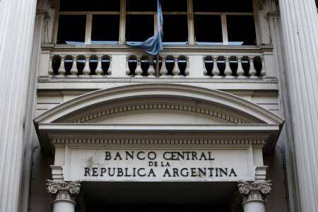 El Banco Central publicó la nueva política monetaria y cambiaria