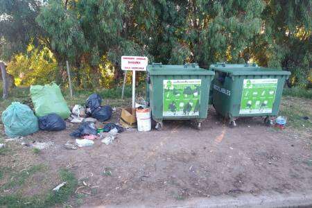 Denuncian que la mayoría de los puntos limpios no contiene residuos reciclables
