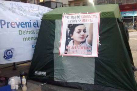 Histórico megaoperativo contra la pornografía infantil en la Provincia. ¿Cómo opera un groomer?