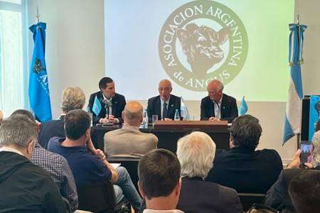 Amadeo Derito asumió como nuevo presidente de la Asociación Argentina de Angus