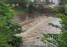 Desbordan arroyos y ríos por las copiosas lluvias en Sierra
