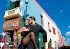 "El tango entra por los oídos, recorre el cuerpo y se traslada a los pies"