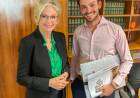 Joven argentino residente en Benalla fue invitado a colaborar en el Parlamento australiano